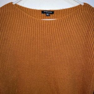Kenneth Cole knitted‎ sweater in GUC. Size Medium. Brown/orange colors.